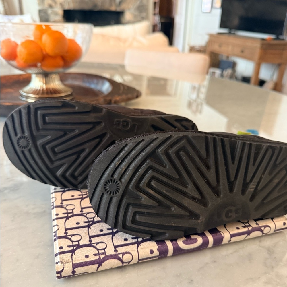 UGG Kids Black Quilted Slippers - Picture 2 of 6